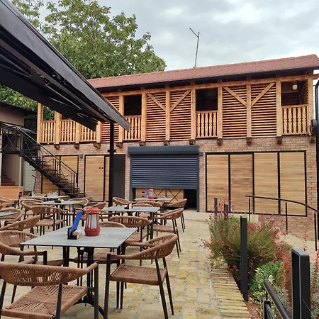 C'a Steva Sremska Kuca Σρέμσκι Καρλόβτσι