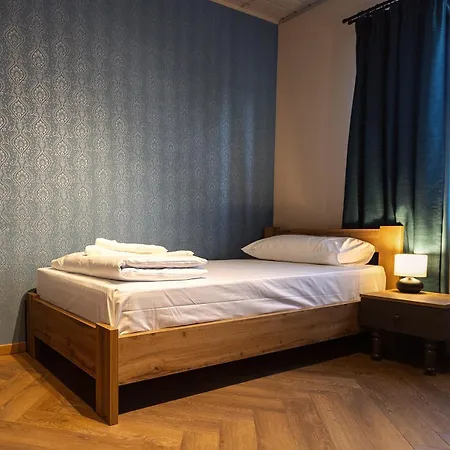 C'a Steva Sremska Kuca * Сремски-Карловци