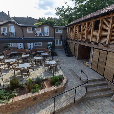 C'a Steva Sremska Kuca