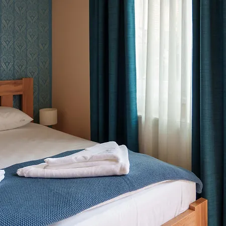 C'a Steva Sremska Kuca *